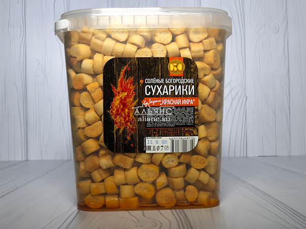 Сухарики с красной икрой в Пскове