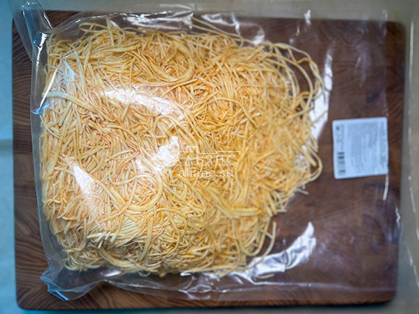Сырный продукт ФЕРМЕРСКИЙ паутинка с паприкой в Пскове