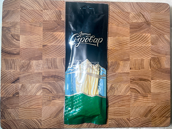 Сыр 60 гр ГОРНЫЙ СЫРОВАР (Нити копчёные) в Пскове