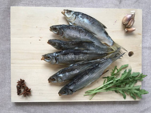 Сыр к пиву: Тарань вяленая